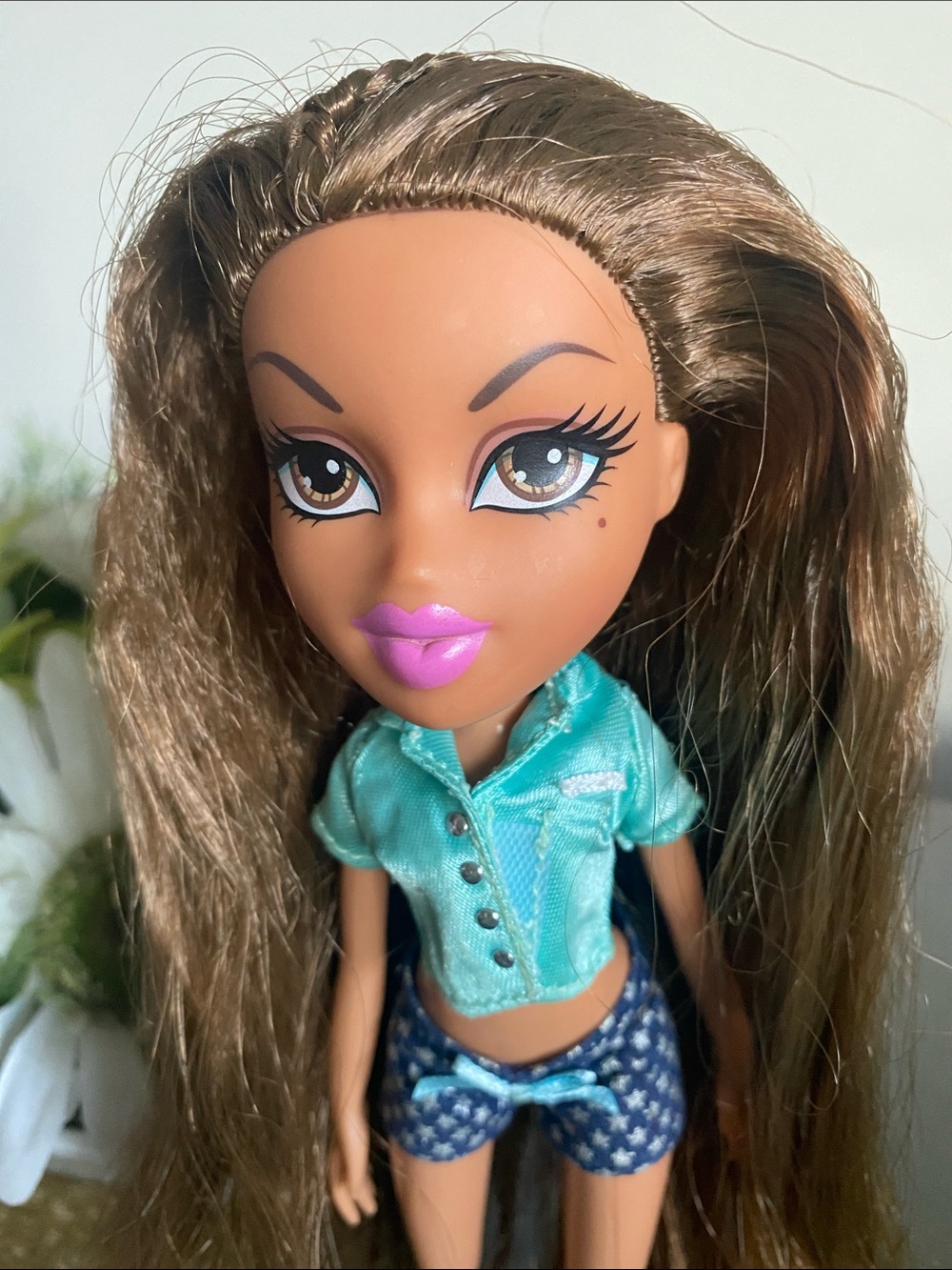 2015 MGA Bratz Doll Sleepover Yasmin